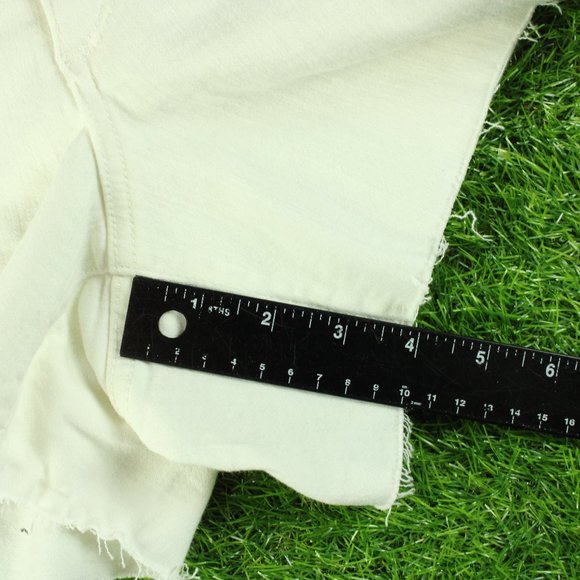 Ladies Universal Thread Jeans Shorts Size 18 - Picture 4 of 6